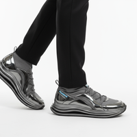 FluxWave - High-Tech Design Sneaker